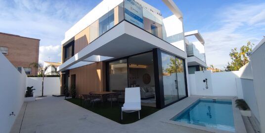 Exclusivas Villas con Piscina y Solárium en Torre de la Horadada