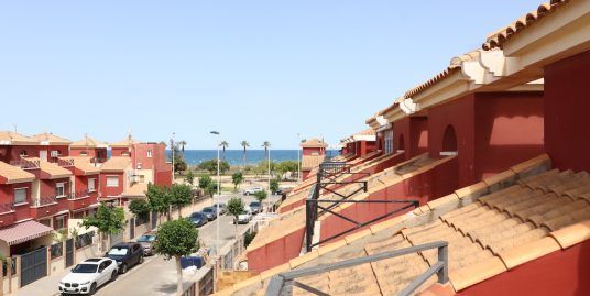 Chalet Adosado Playa Higuericas
