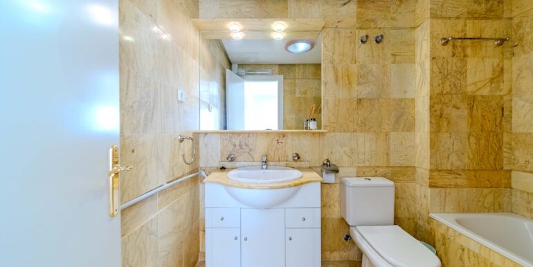 Ibero Homes-16