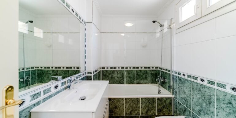 Ibero Homes-17